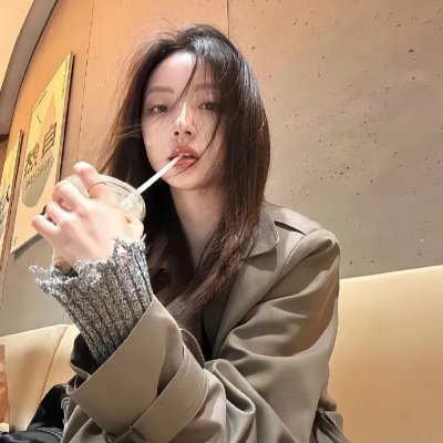 哈啰,我叫朵莉丝